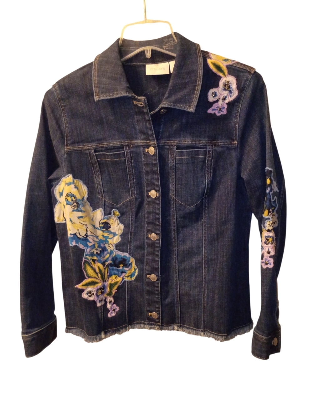 Chico's Denim Jacket Floral Embroidered Frayed Hem Women's Medium Sz 1(8) Artsy